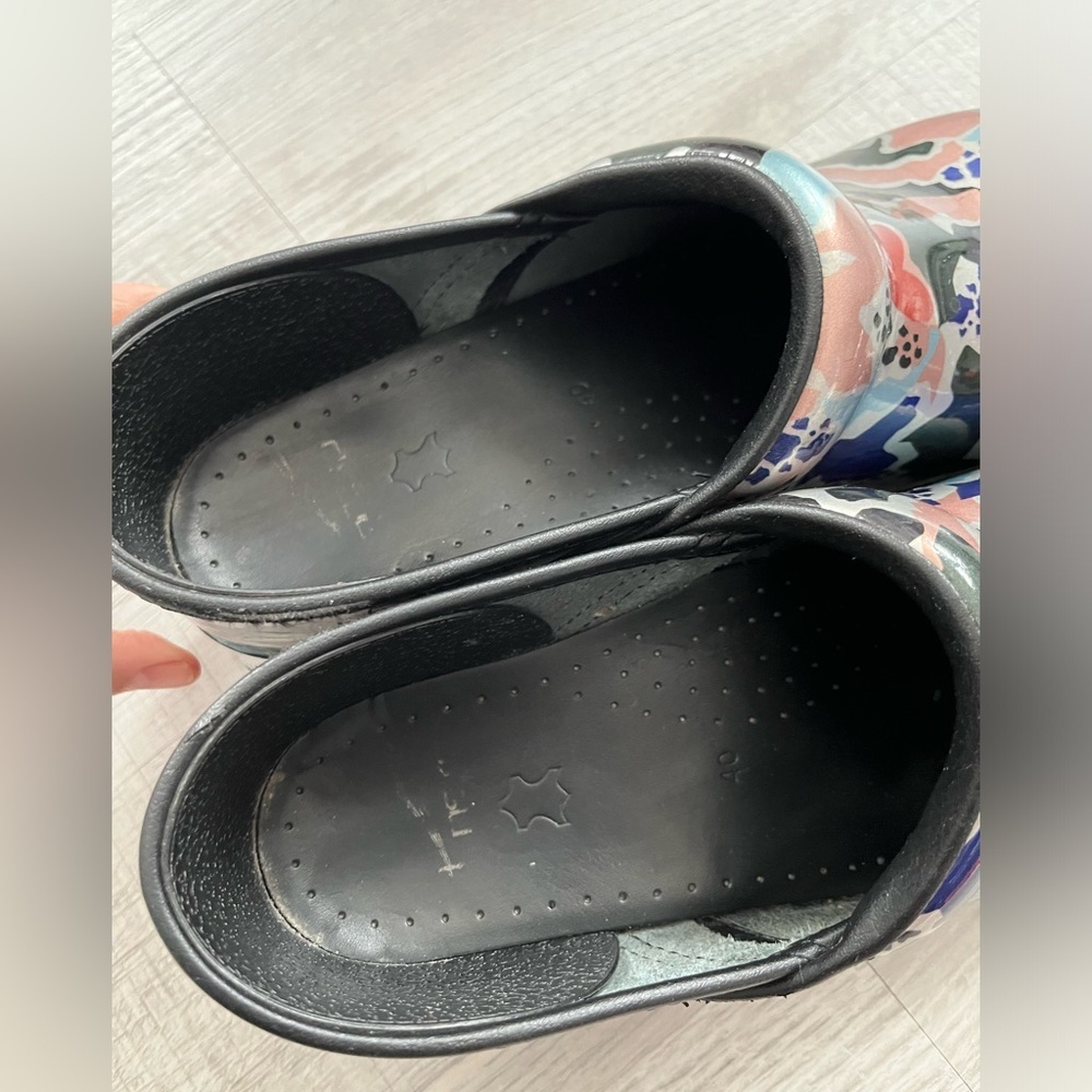 Dansko Professional Nursing Clogs size 40 - Picture 11 of 12